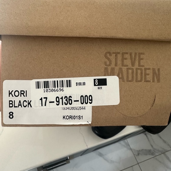 Steve Madden Women’s Flats - Picture 2 of 3